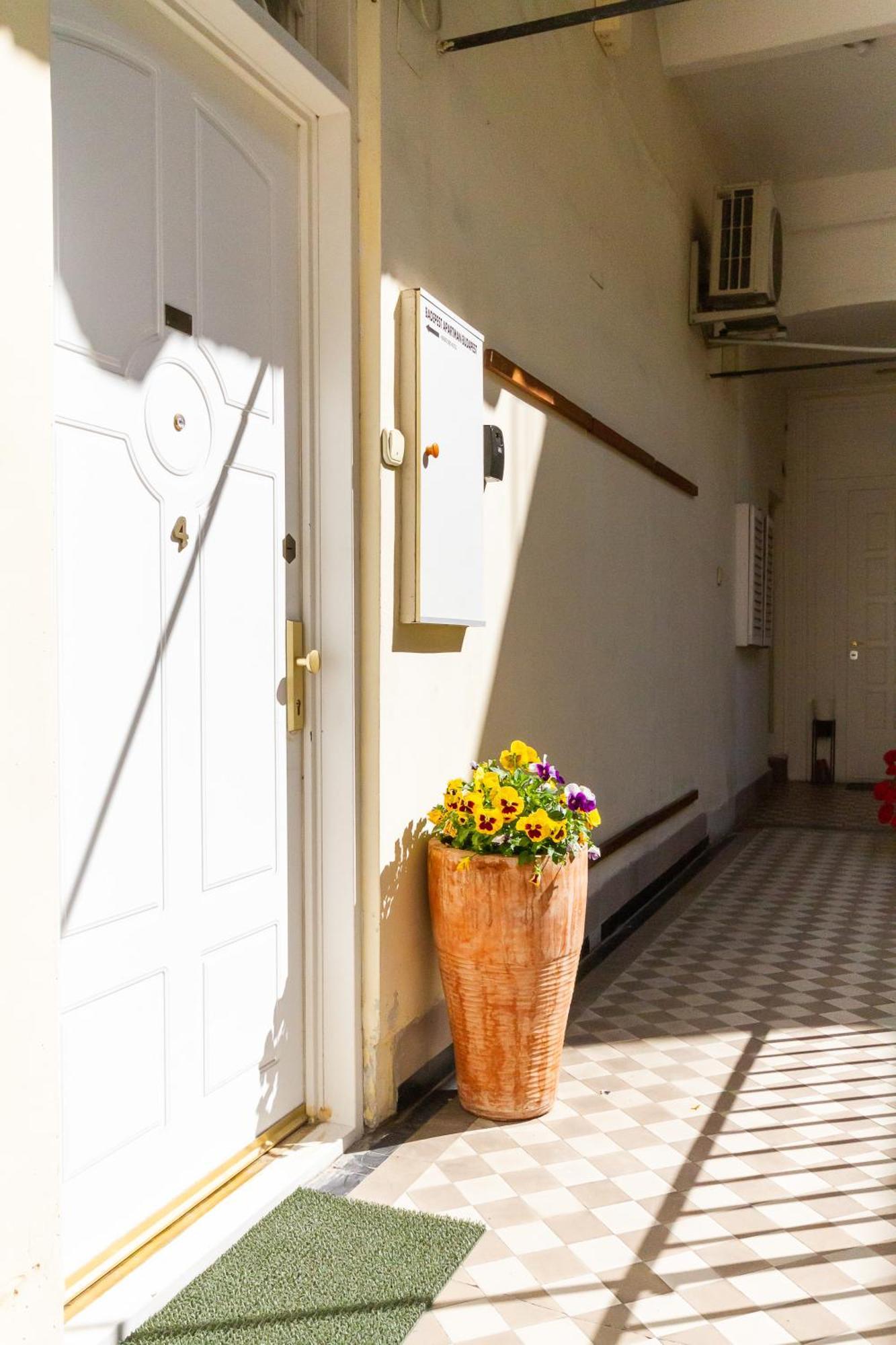 Badepest Apartment Budapest Eksteriør bilde